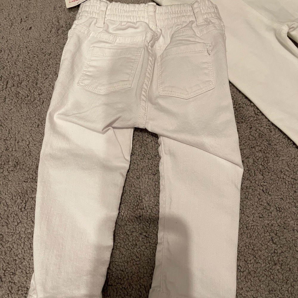 2 Pairs white pants toddler 12-18 old navy & koala - Picture 7 of 7